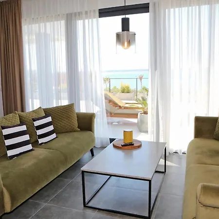 Villa Seabatical