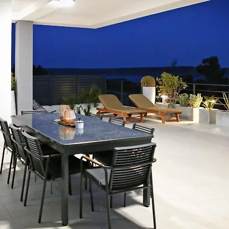 Villa Seabatical *